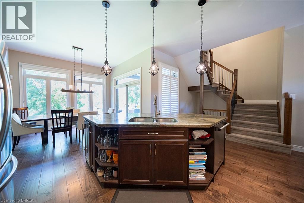Photo 31 of 158 Willow Street Unit 2, Paris ON