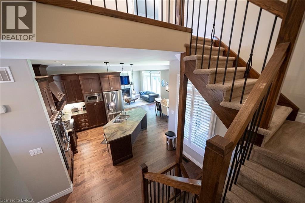 Photo 14 of 158 Willow Street Unit 2, Paris ON