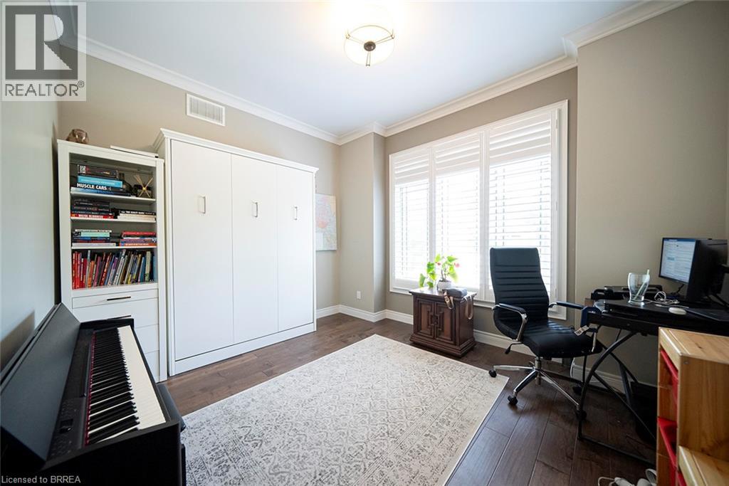 Photo 35 of 158 Willow Street Unit 2, Paris ON
