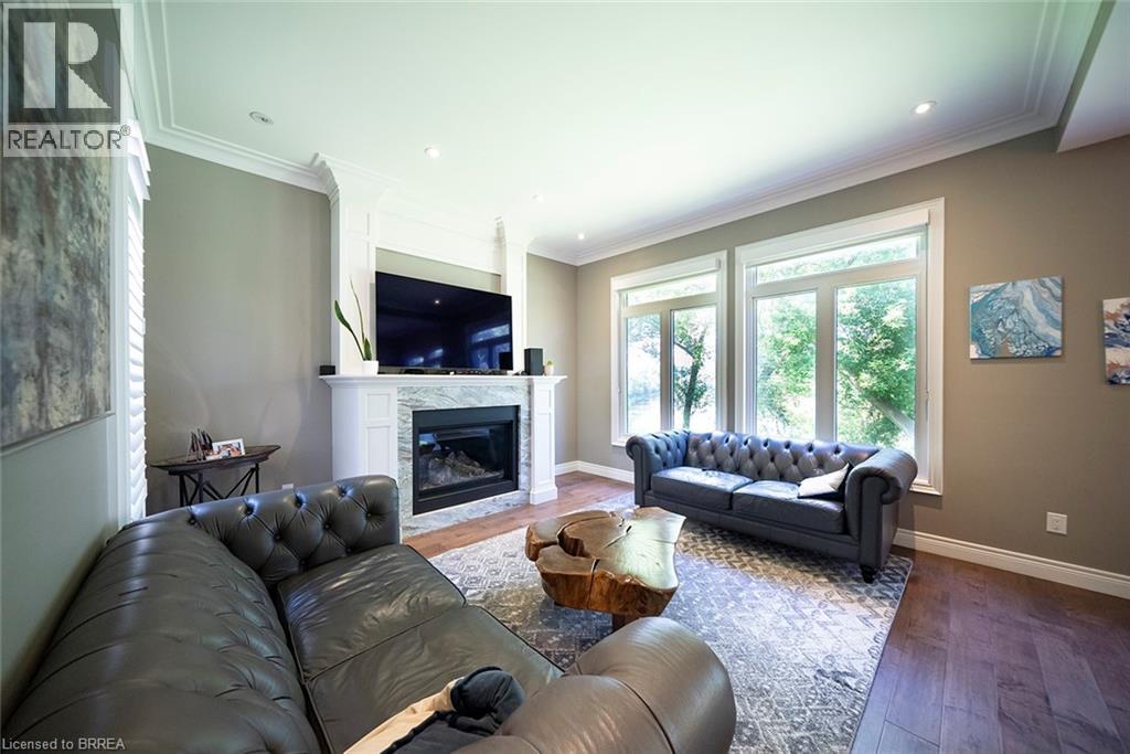 Photo 24 of 158 Willow Street Unit 2, Paris ON