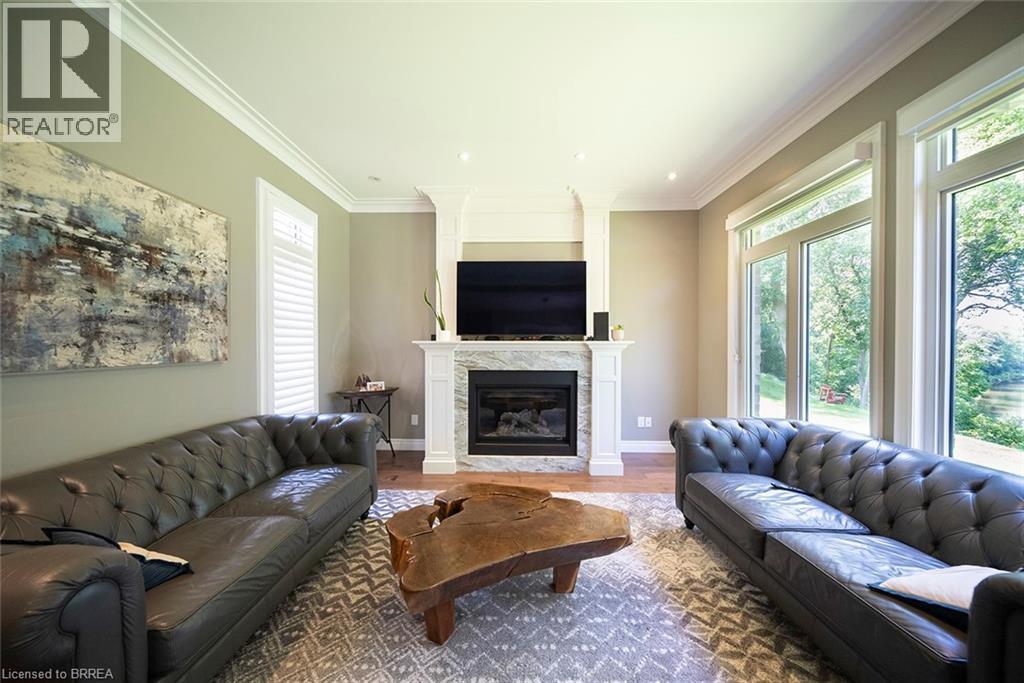 Photo 36 of 158 Willow Street Unit 2, Paris ON