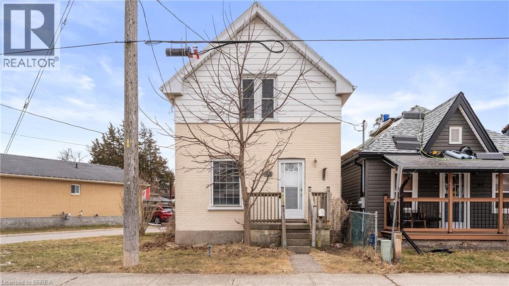 Photo 28 of 63 Walter Street, Brantford ON