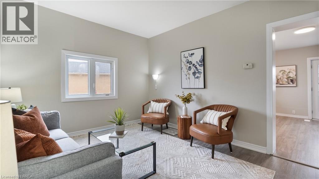 Photo 10 of 63 Walter Street, Brantford ON
