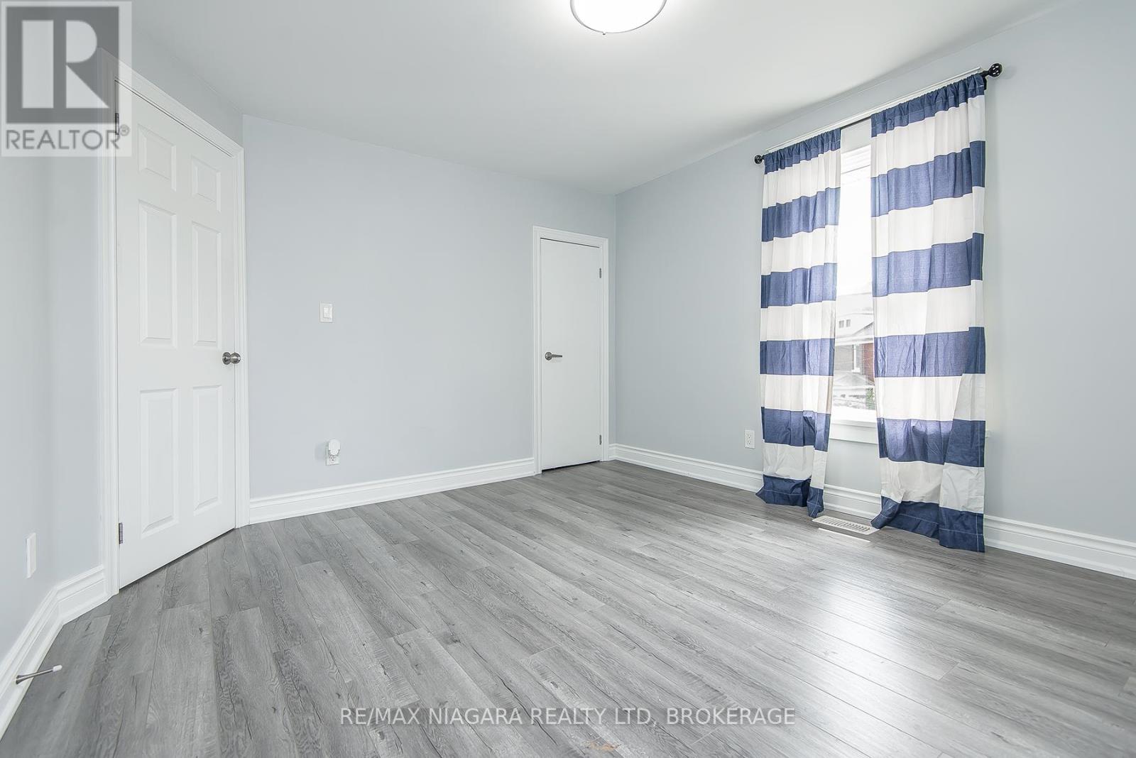Photo 25 of 4607 Nelson Crescent, Niagara Falls ON