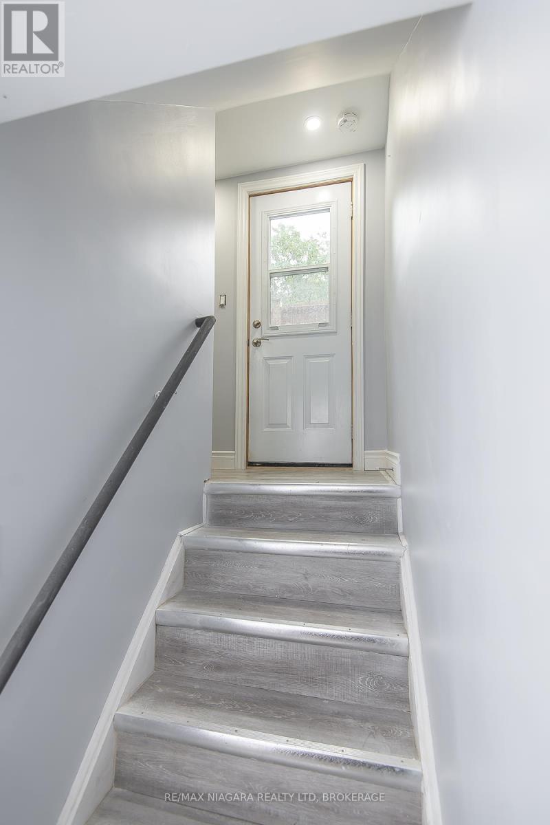 Photo 32 of 4607 Nelson Crescent, Niagara Falls ON