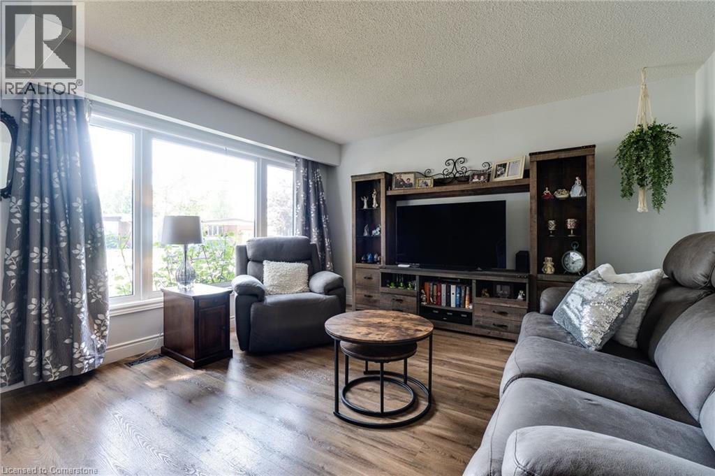 Photo 22 of 17 Ronaldshay Avenue, Hamilton ON