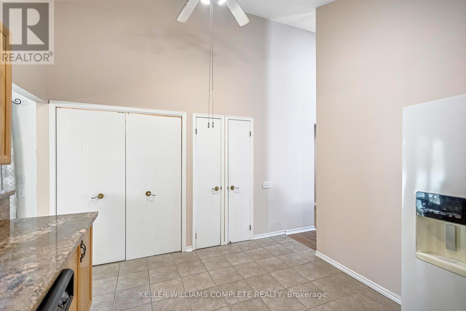 Photo 13 of 375 Silverbirch Boulevard, Hamilton ON