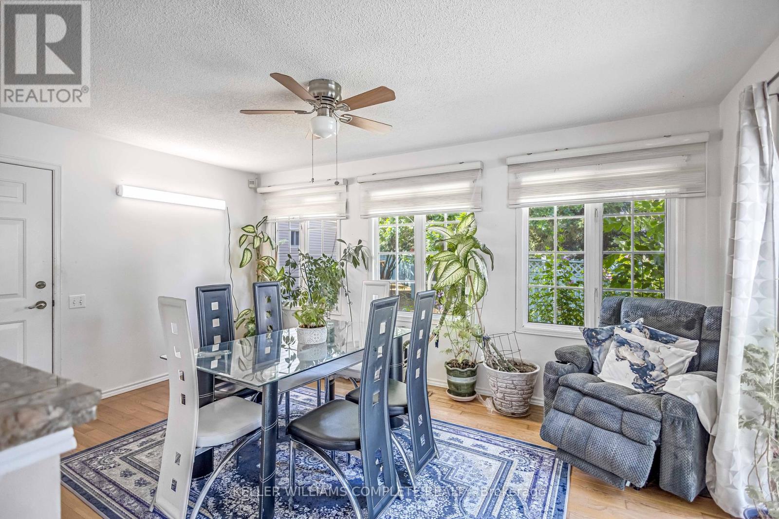 Photo 14 of 375 Silverbirch Boulevard, Hamilton ON