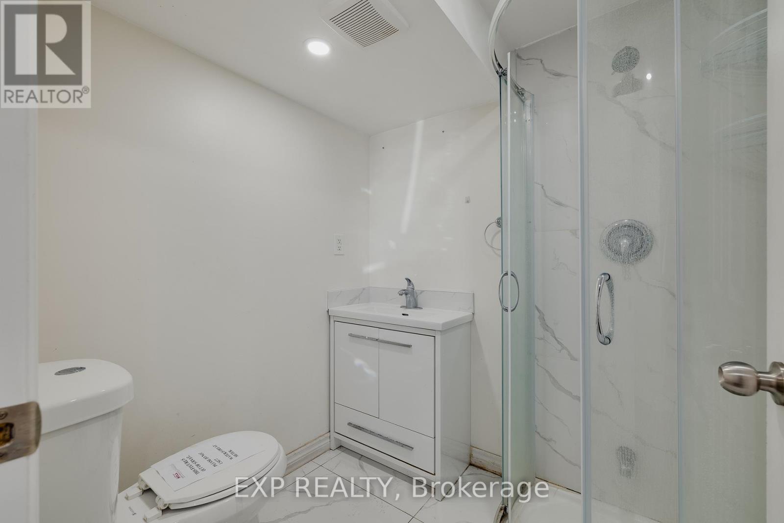 Photo 23 of 595 Pioneer Drive, Kitchener ON