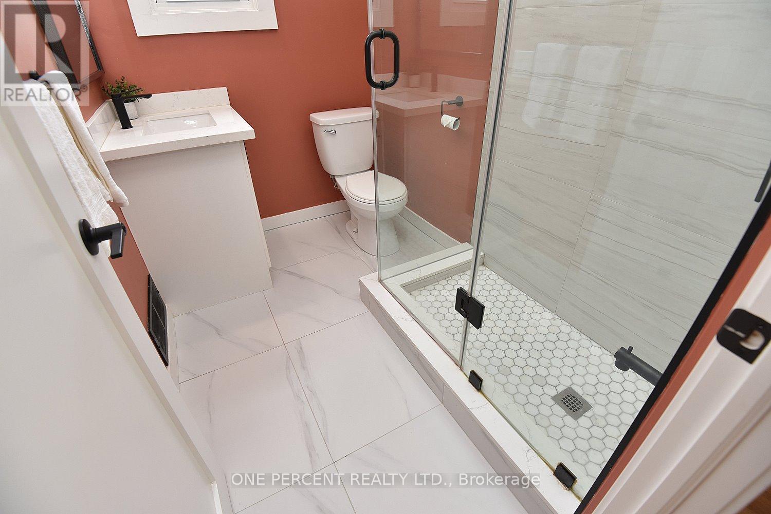 Photo 27 of 273 Robert Street, Hamilton ON
