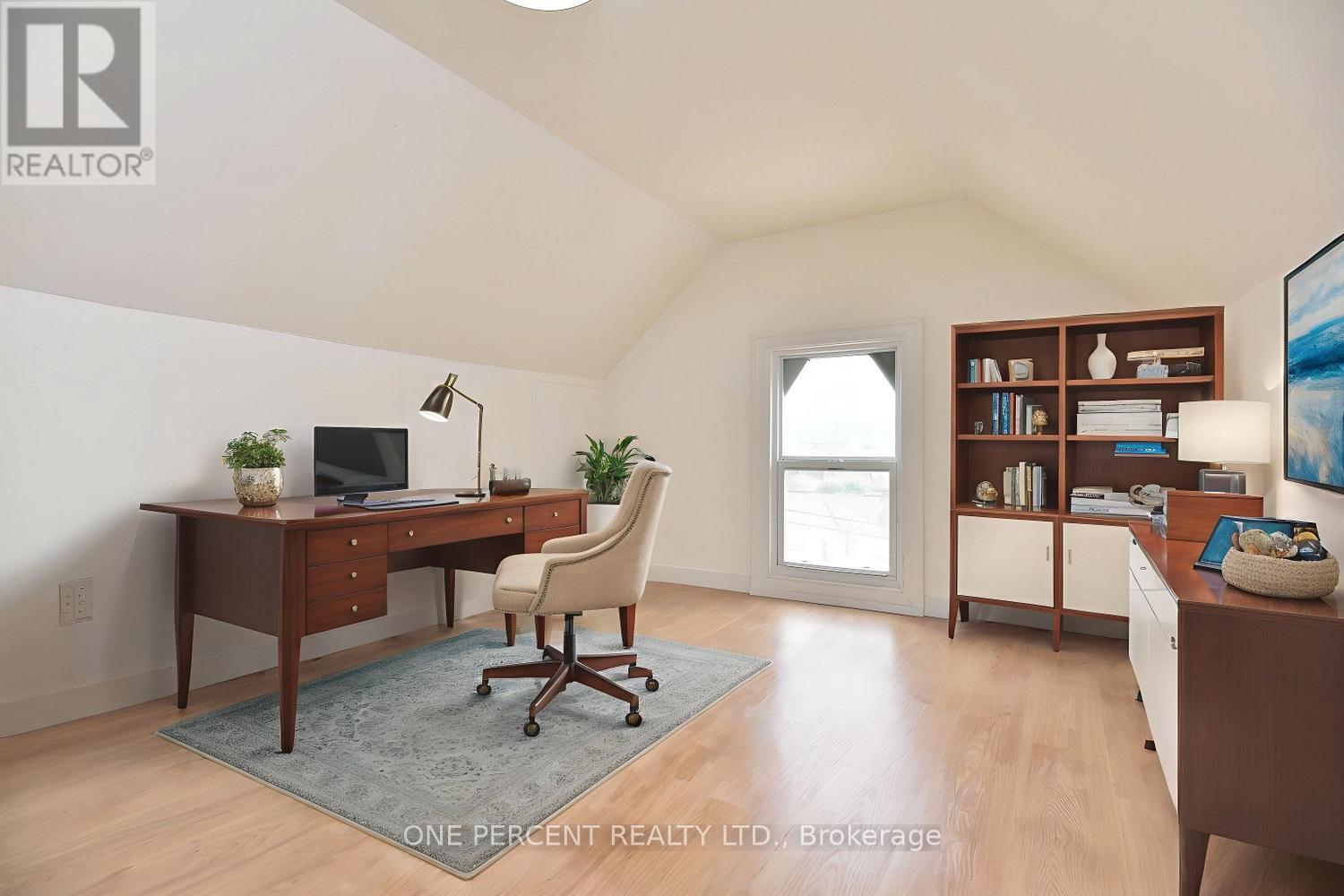Photo 32 of 273 Robert Street, Hamilton ON