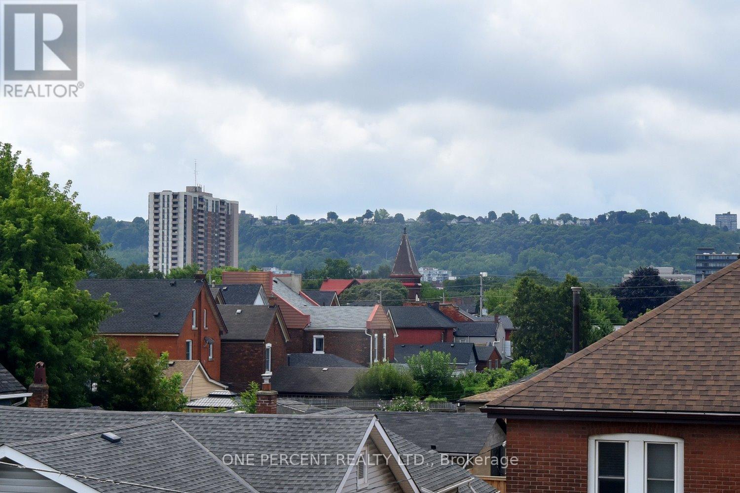 Photo 33 of 273 Robert Street, Hamilton ON