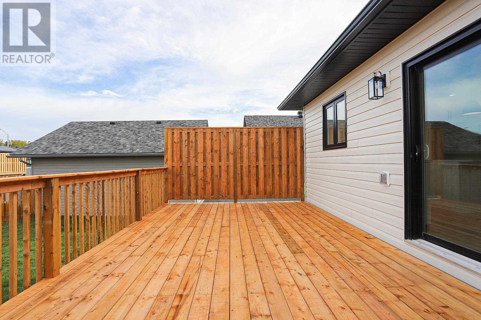 Photo 43 of 7 Noah Dr, Sault Ste Marie ON