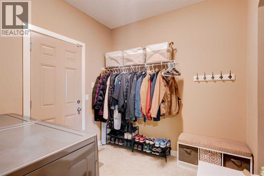 Single Family House for Sale in  Autumn Gardens SE Auburn Bay Calgary 