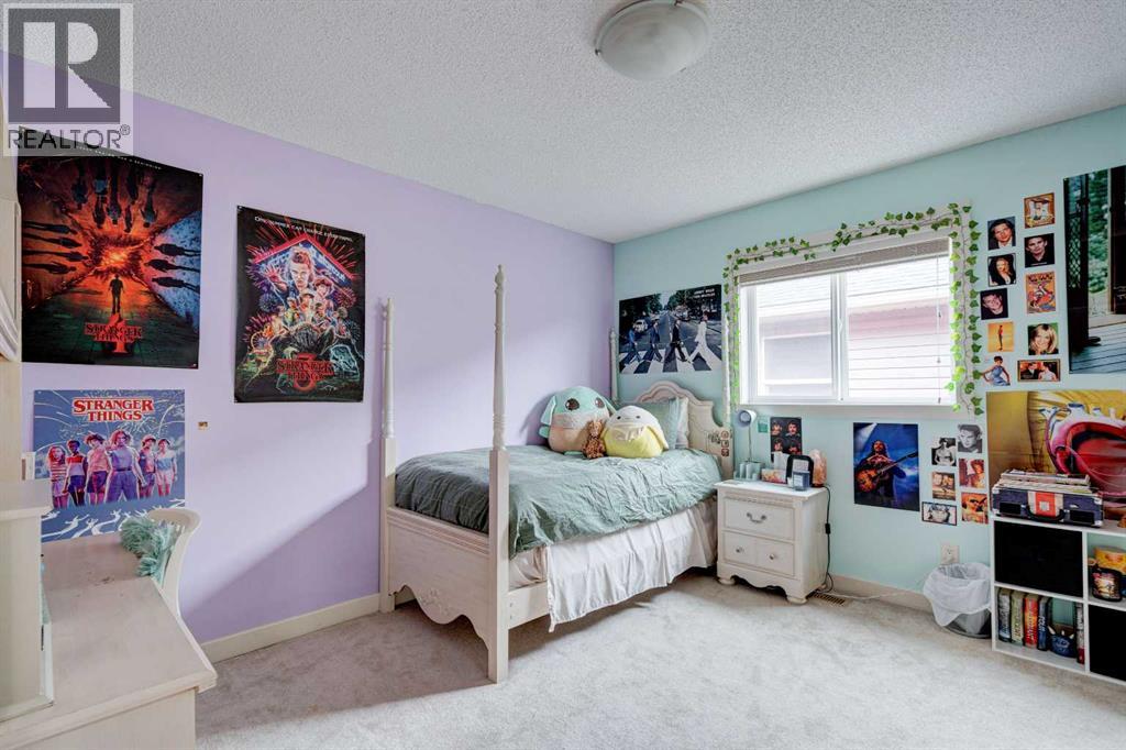 Single Family House for Sale in  Autumn Gardens SE Auburn Bay Calgary 