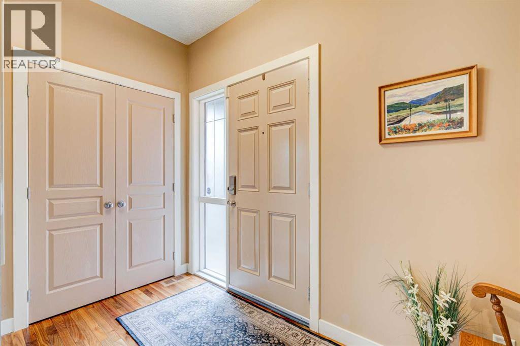 Single Family House for Sale in  Autumn Gardens SE Auburn Bay Calgary 