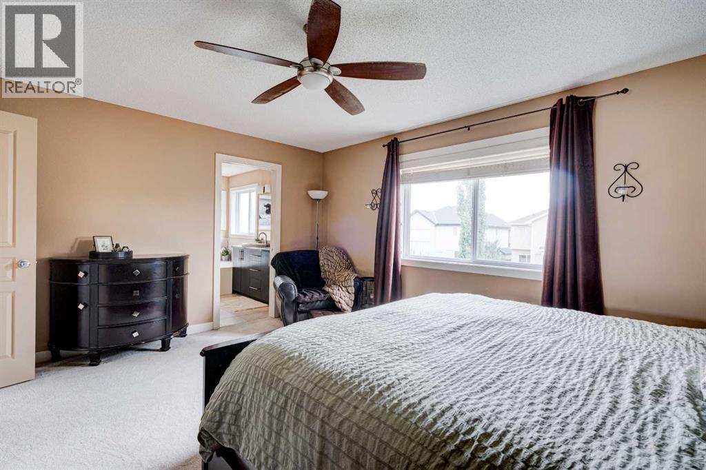 Single Family House for Sale in  Autumn Gardens SE Auburn Bay Calgary 