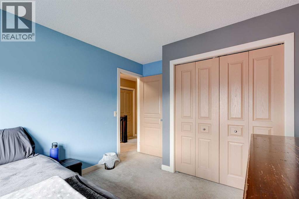 Single Family House for Sale in  Autumn Gardens SE Auburn Bay Calgary 