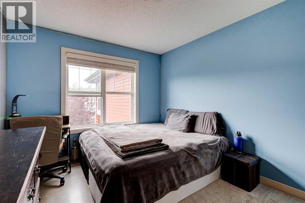Single Family House for Sale in  Autumn Gardens SE Auburn Bay Calgary 