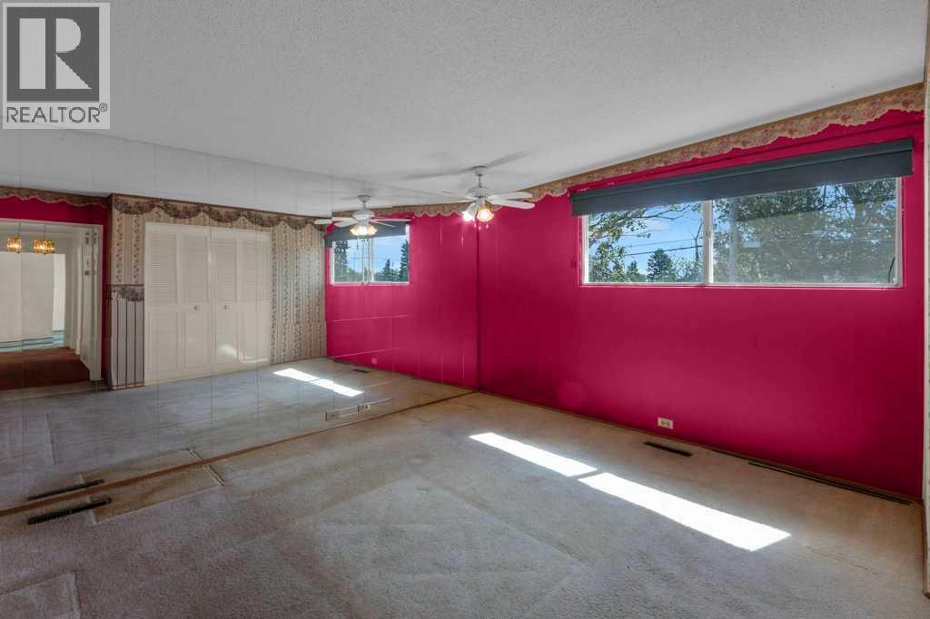 Single Family House Bungalow for Sale in  Norquay Drive NW North Haven Calgary 