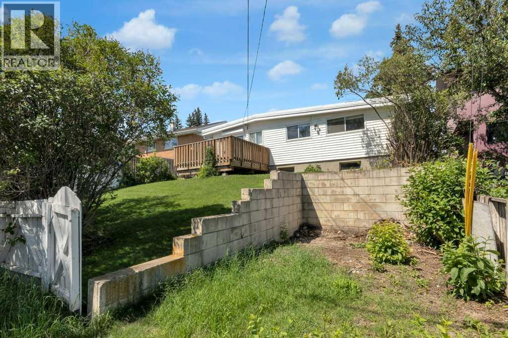 Single Family House Bungalow for Sale in  Norquay Drive NW North Haven Calgary 