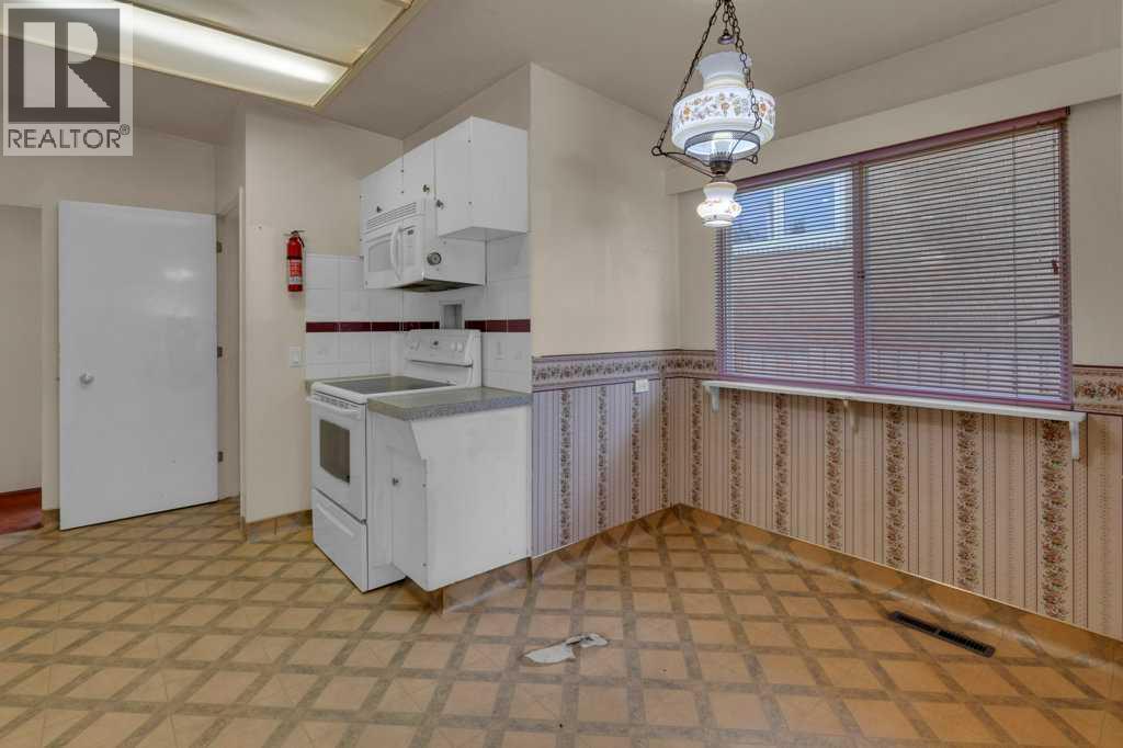 Single Family House Bungalow for Sale in  Norquay Drive NW North Haven Calgary 