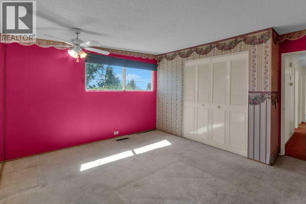 Single Family House Bungalow for Sale in  Norquay Drive NW North Haven Calgary 