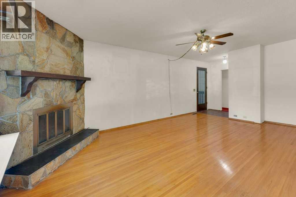 Single Family House Bungalow for Sale in  Norquay Drive NW North Haven Calgary 