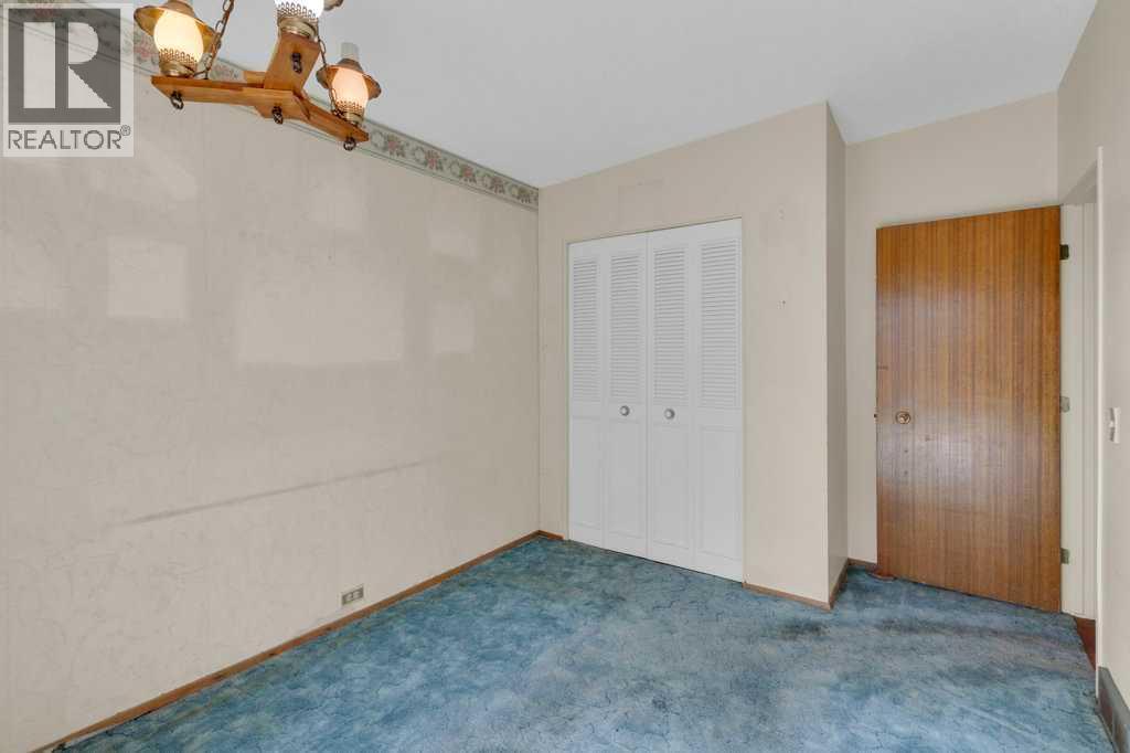Single Family House Bungalow for Sale in  Norquay Drive NW North Haven Calgary 