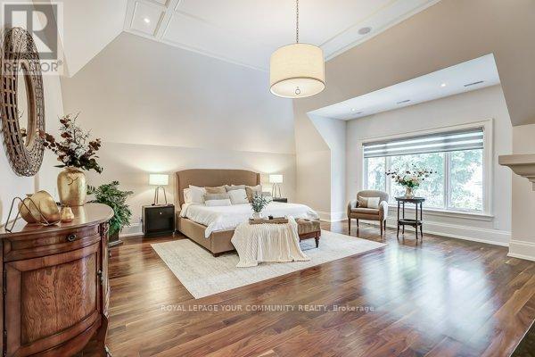 Photo 17 of 222 St Leonards Avenue, Toronto ON