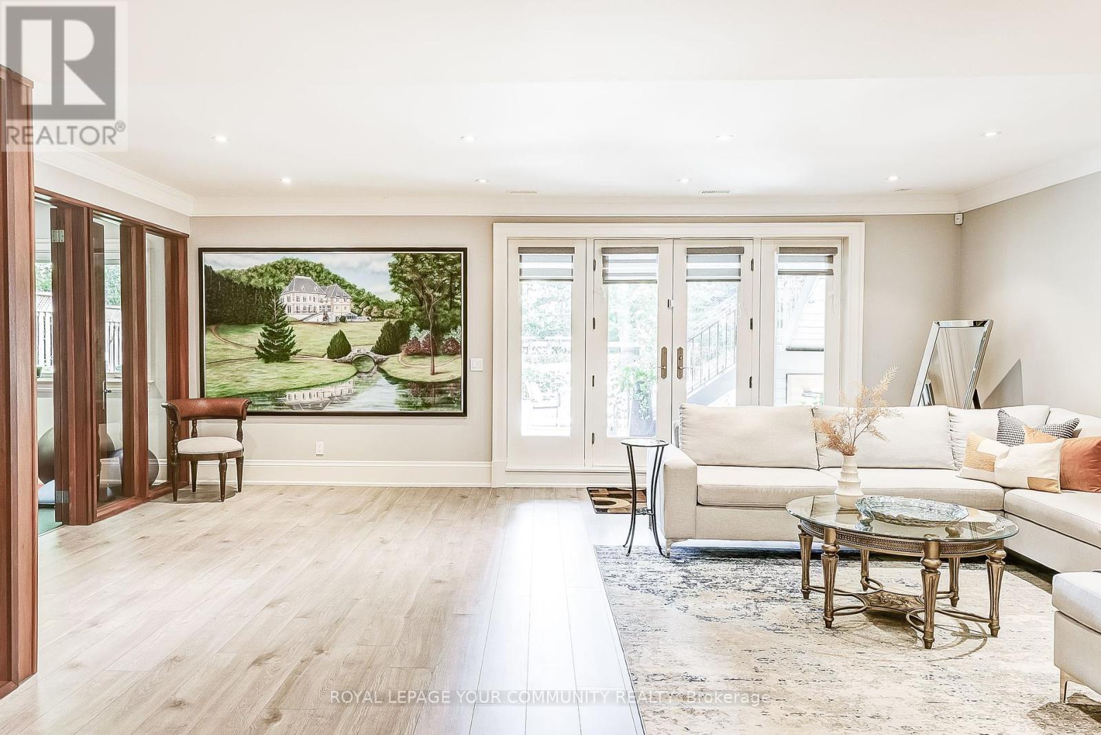 Photo 29 of 222 St Leonards Avenue, Toronto ON
