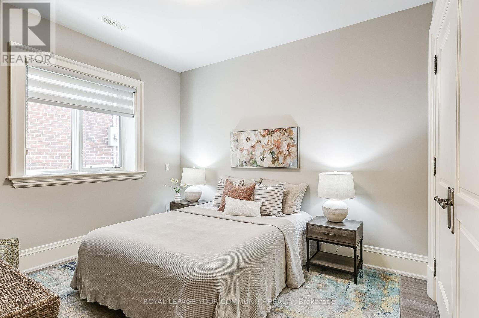 Photo 25 of 222 St Leonards Avenue, Toronto ON