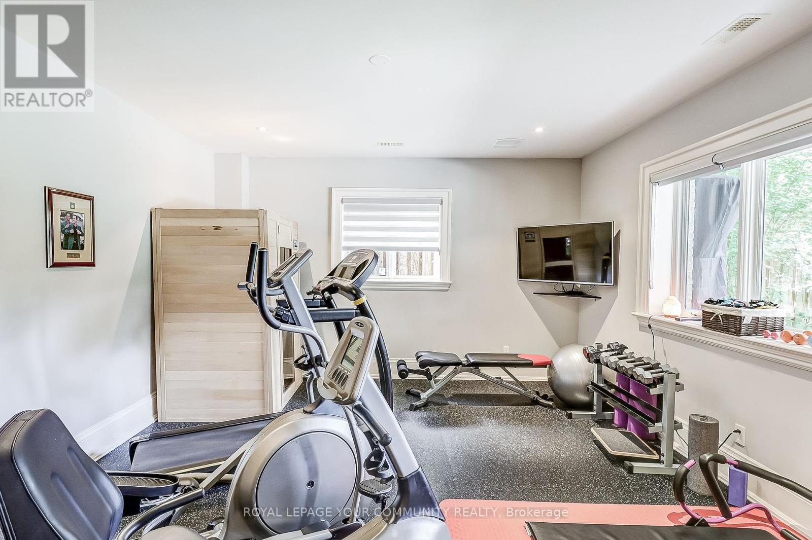 Photo 33 of 222 St Leonards Avenue, Toronto ON