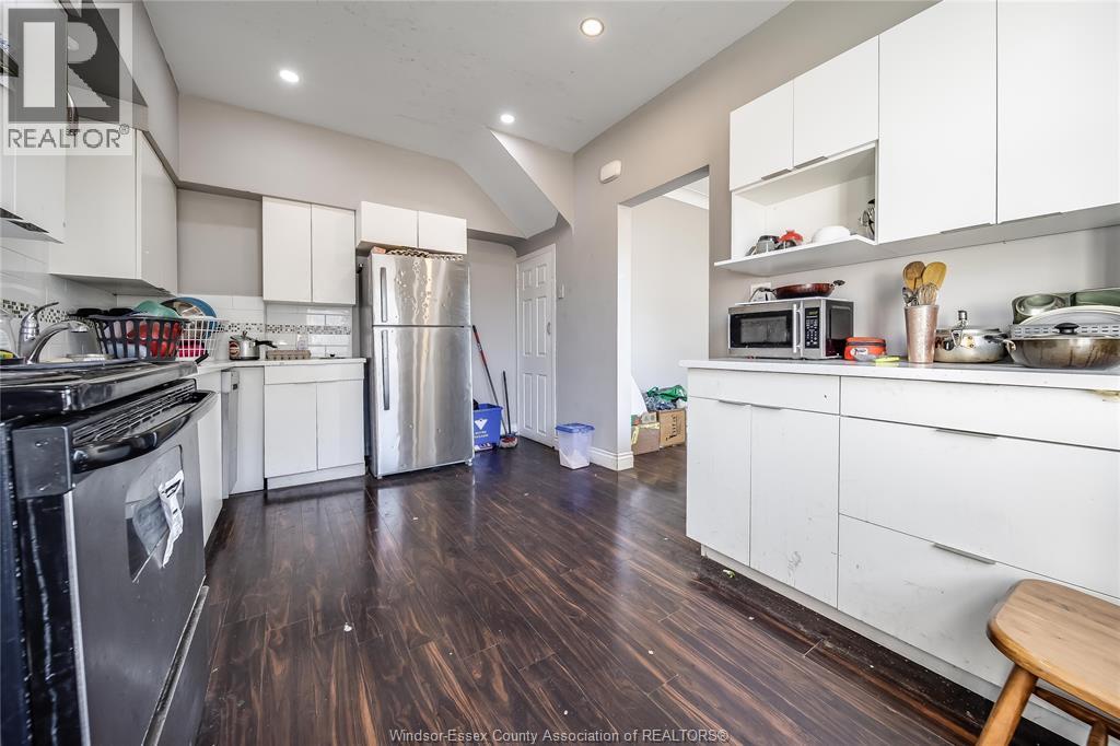 Photo 34 of 756 Brant Street, Windsor ON