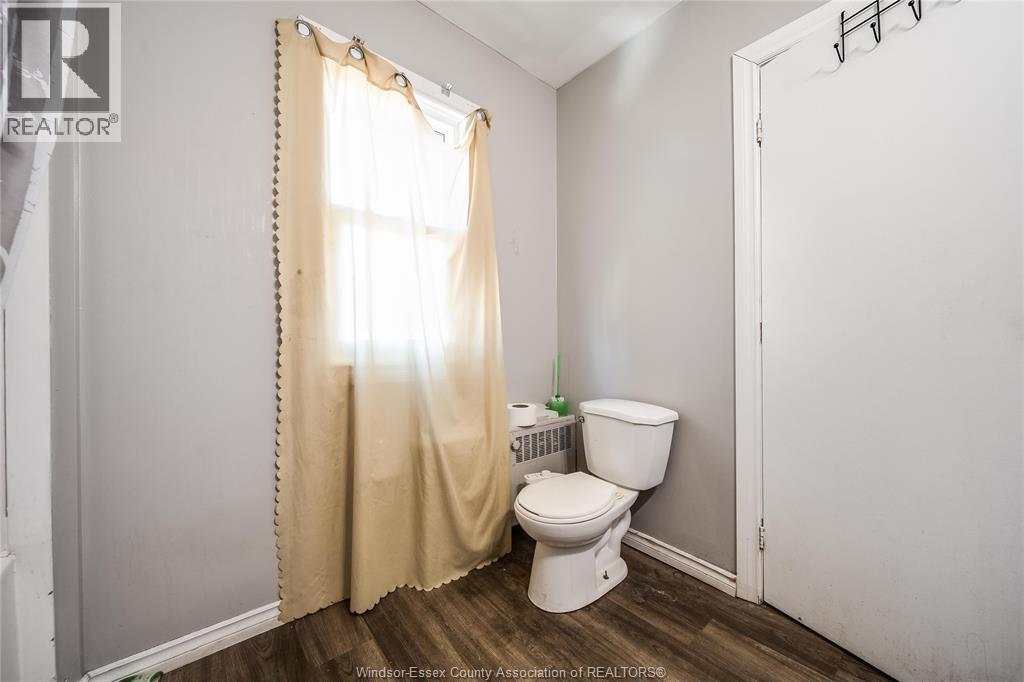 Photo 40 of 756 Brant Street, Windsor ON