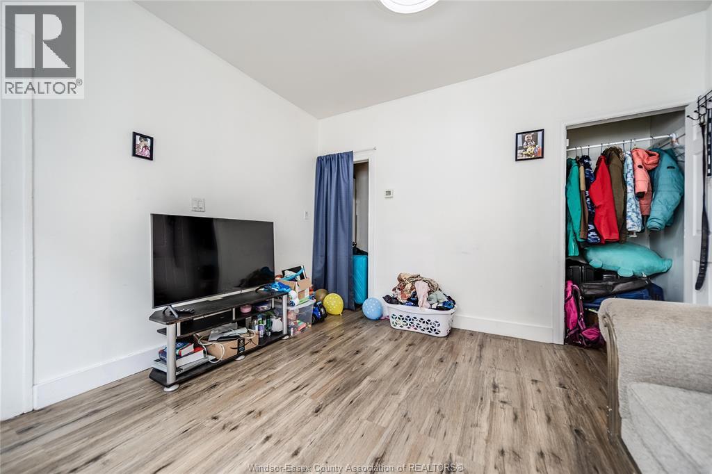 Photo 20 of 756 Brant Street, Windsor ON