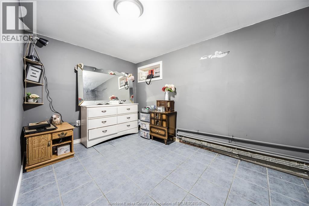 Photo 24 of 756 Brant Street, Windsor ON