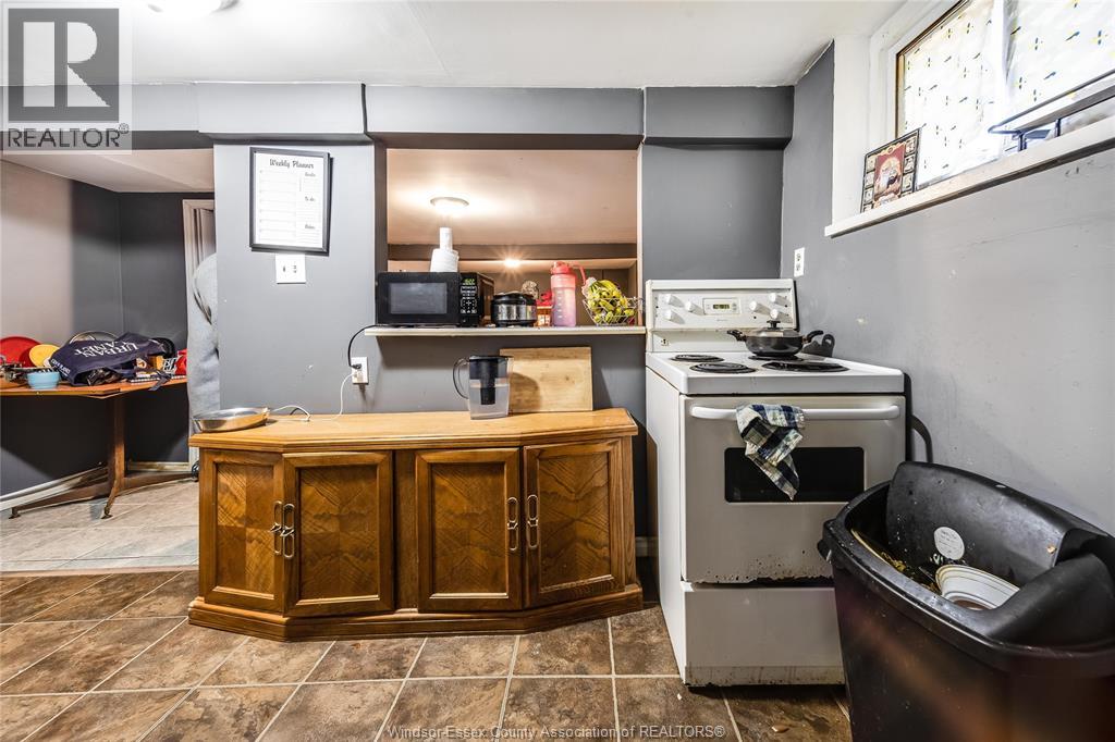 Photo 27 of 756 Brant Street, Windsor ON