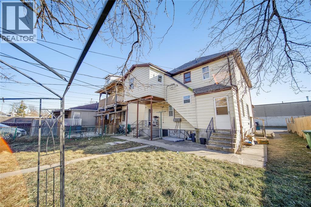 Photo 8 of 756 Brant Street, Windsor ON