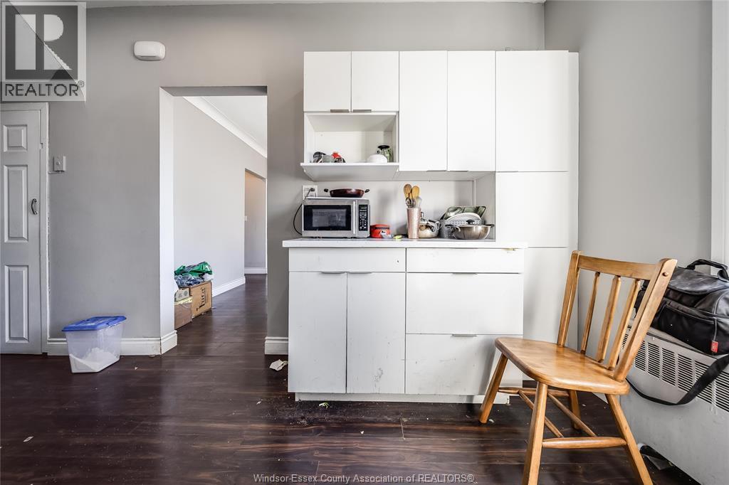 Photo 12 of 756 Brant Street, Windsor ON