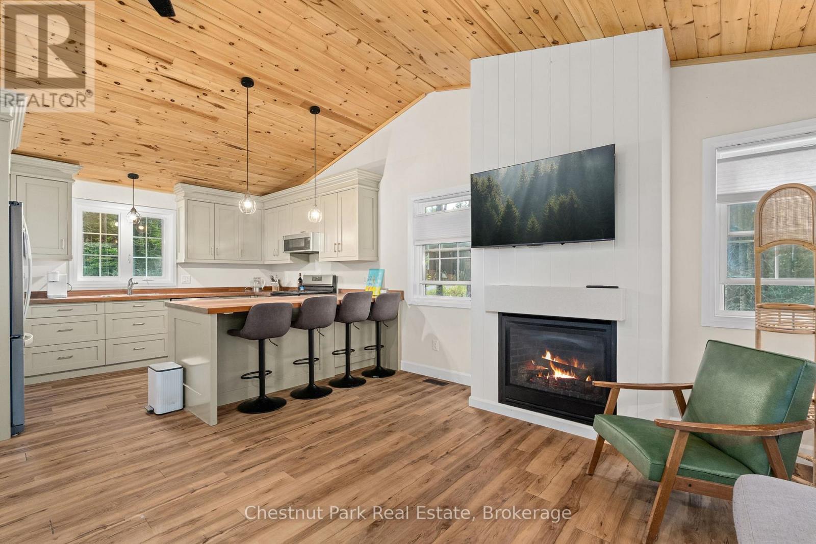 Photo 40 of 2698 Old Muskoka Road, Huntsville ON