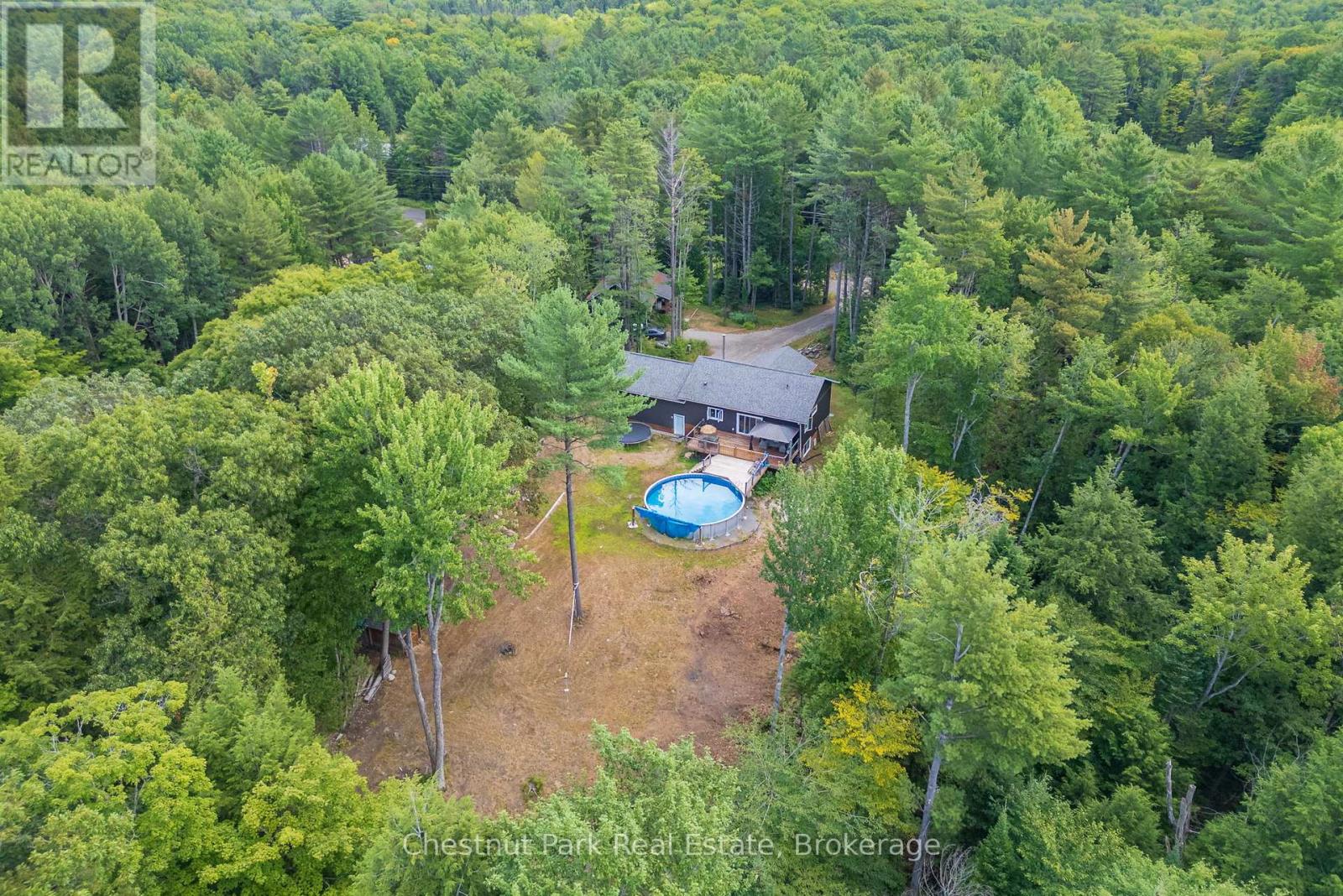 Photo 5 of 2698 Old Muskoka Road, Huntsville ON