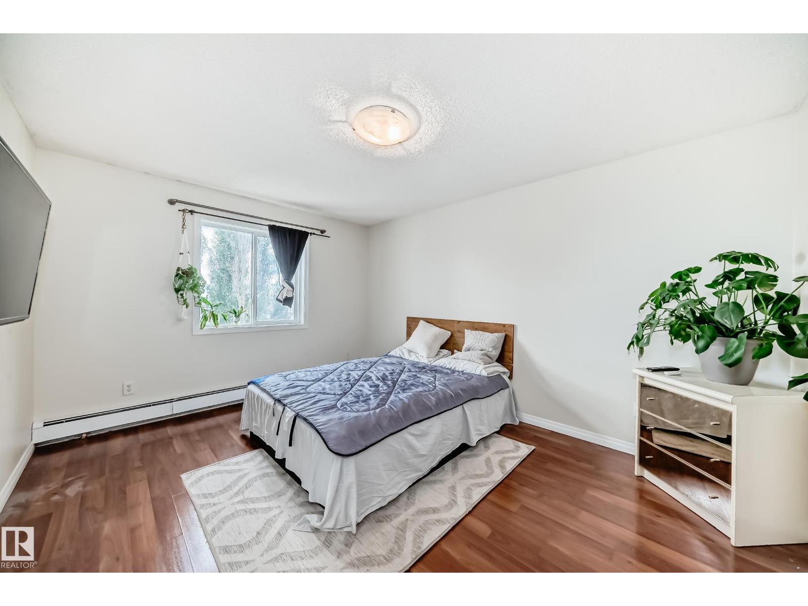 Photo 6 of 325 9525 162 Av Nw, Edmonton AB