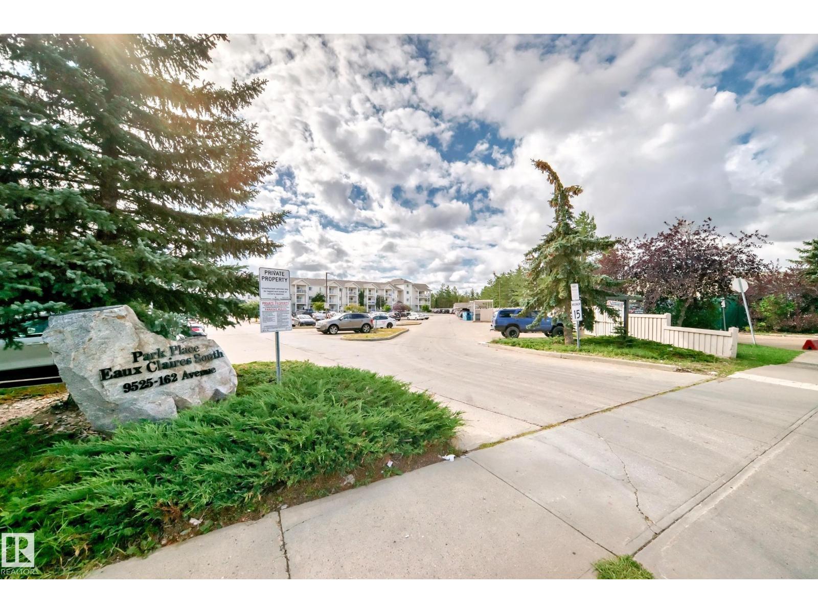 Photo 21 of 325 9525 162 Av Nw, Edmonton AB