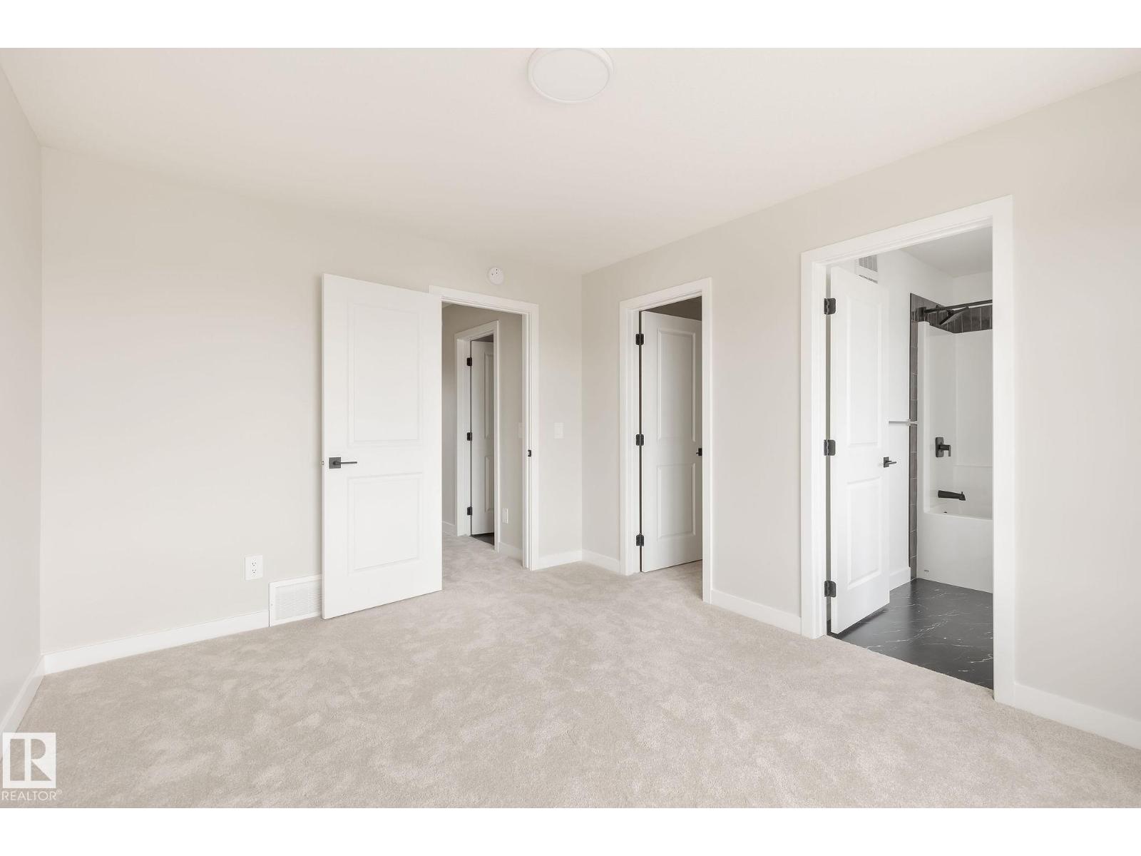 Photo 6 of 2839 65 St Sw, Edmonton AB