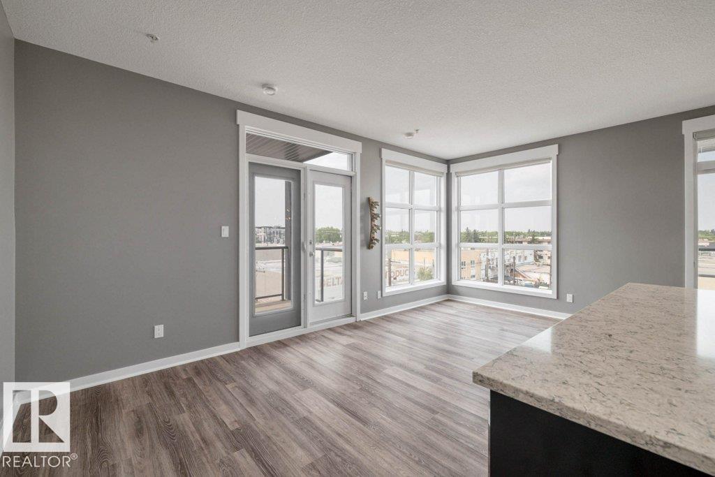 Photo 7 of 412 10518 113 St Nw, Edmonton AB