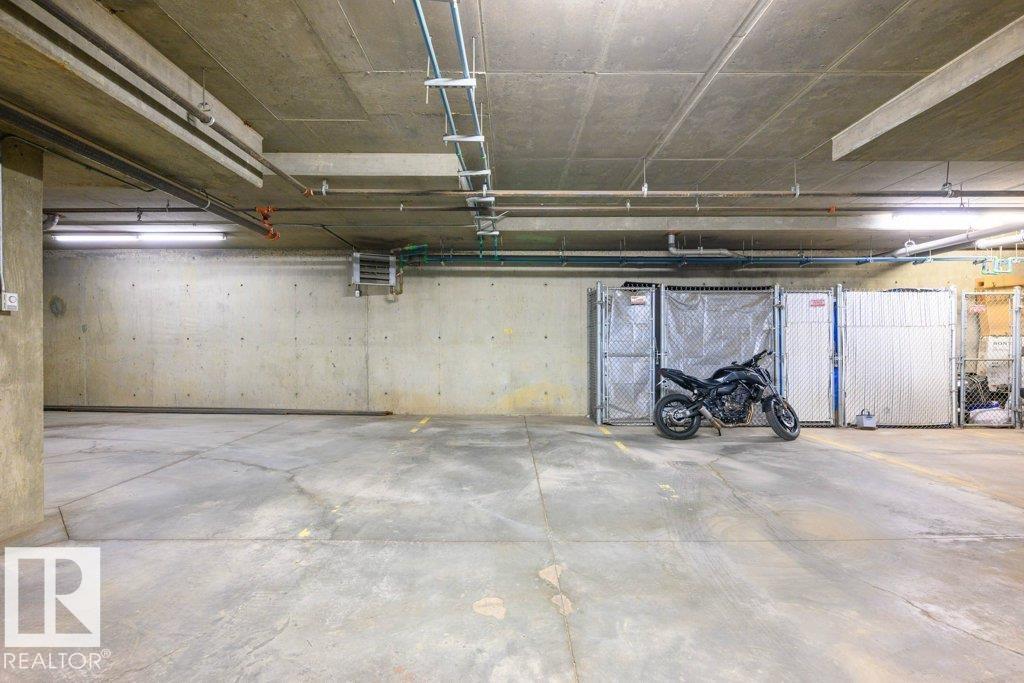 Photo 14 of 412 10518 113 St Nw, Edmonton AB