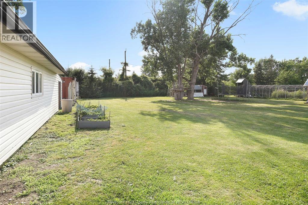 Photo 46 of 94 Sari Lane, Amherstburg ON