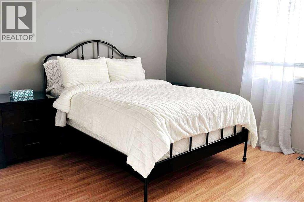 Single Family House Bungalow for Sale in  Penworth Place SE Penbrooke Meadows Calgary 