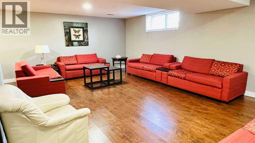 Single Family House Bungalow for Sale in  Penworth Place SE Penbrooke Meadows Calgary 
